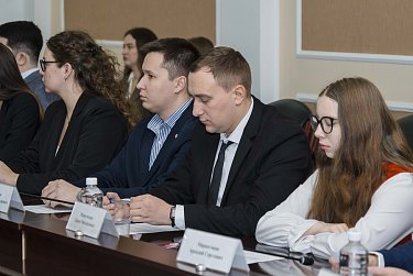 На повестке – инициативы Молодежного парламента